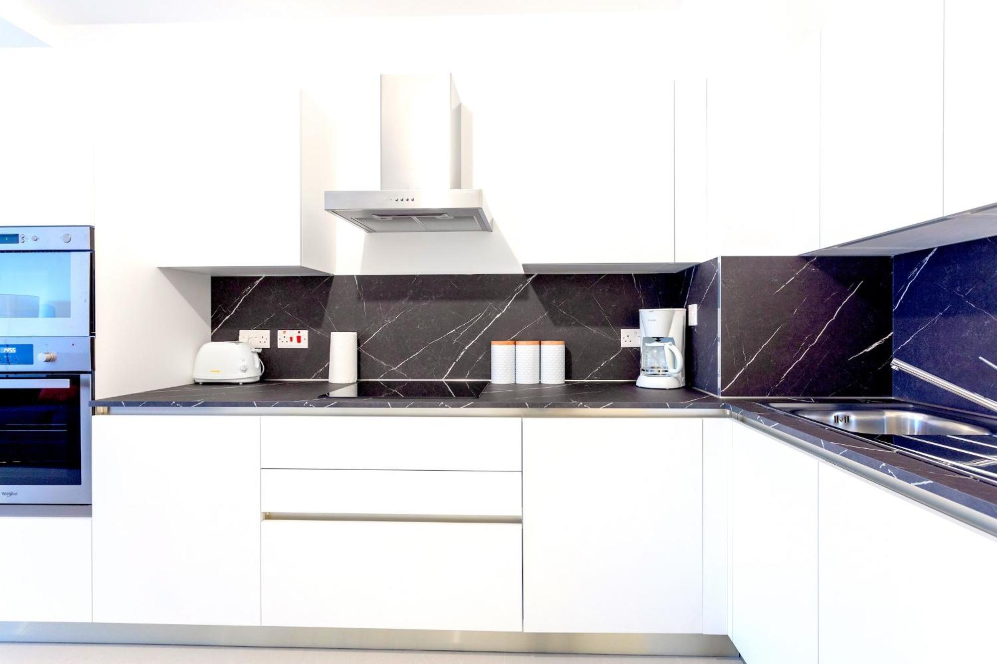 Saint Julian'S - Seafront Cityapartmentstay Εξωτερικό φωτογραφία
